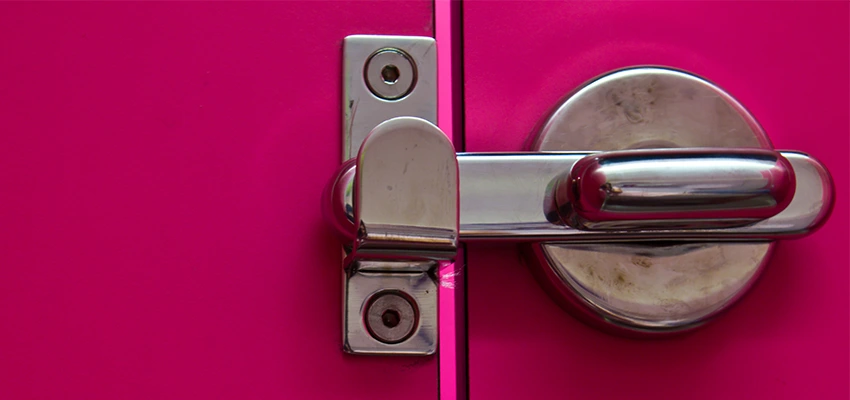 Childproof Gate Lock in Cranford, New Jersey